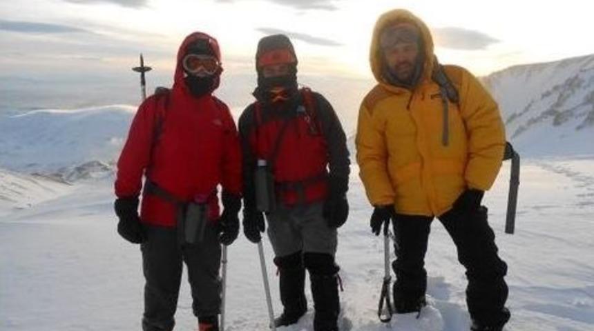 &Ouml;demişli Efe Dağcılar Erciyes Zirvesinde