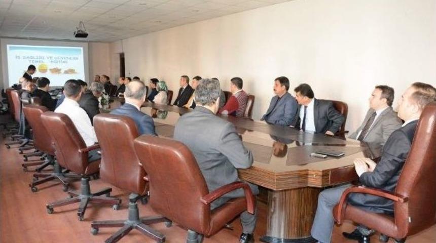 Valilik Personeline İş Sağlığı Ve G&uuml;venliği Eğitimi Verildi