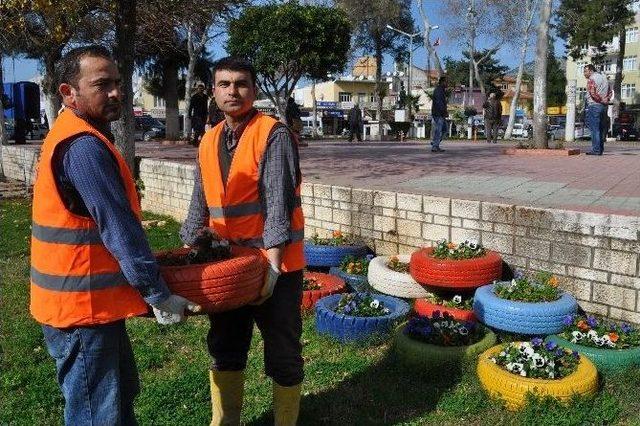 Araç Lastiklerinden Saksı