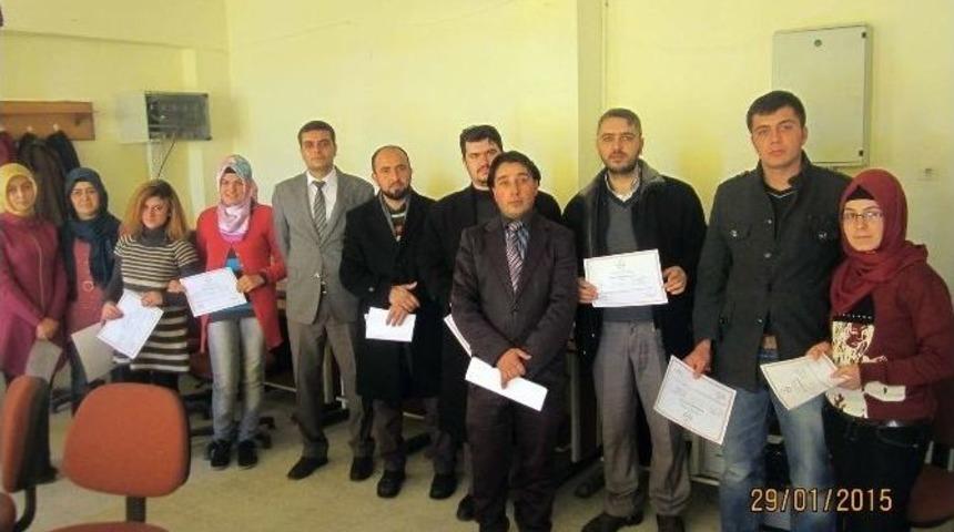 Pınarbaşı’da 16 Kursiyer Sertifikalarını Aldı