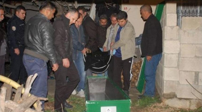 45 Yaşındaki Kadın Tuvalette &Ouml;l&uuml; Bulundu