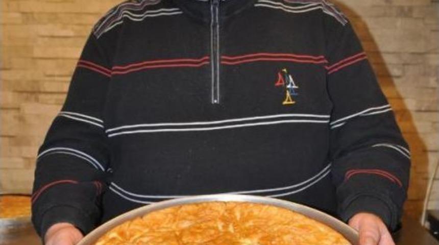 Eşinin Ev Yemeklerini Satarak 'ay- B&ouml;r' Markasını Yarattı