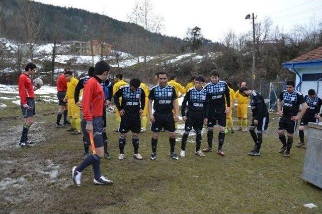Ulus &Ccedil;ınarspor Başarıya Koşuyor 1