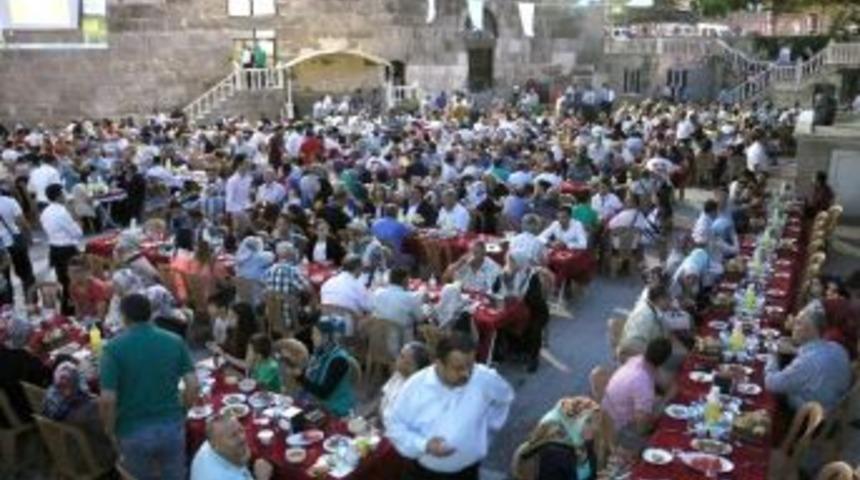 Aksaray Belediyesi Gurbet&ccedil;ilerin Yanında