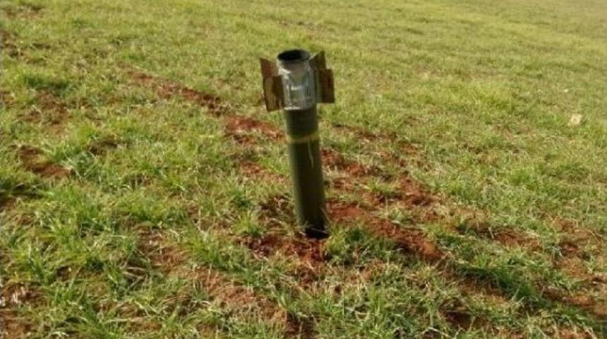 Kobani'de &Ccedil;atışmalarda Sınırı Aşan 52 Havan, Roket Ve F&uuml;ze T&uuml;rkiye'ye D&uuml;şt&uuml;