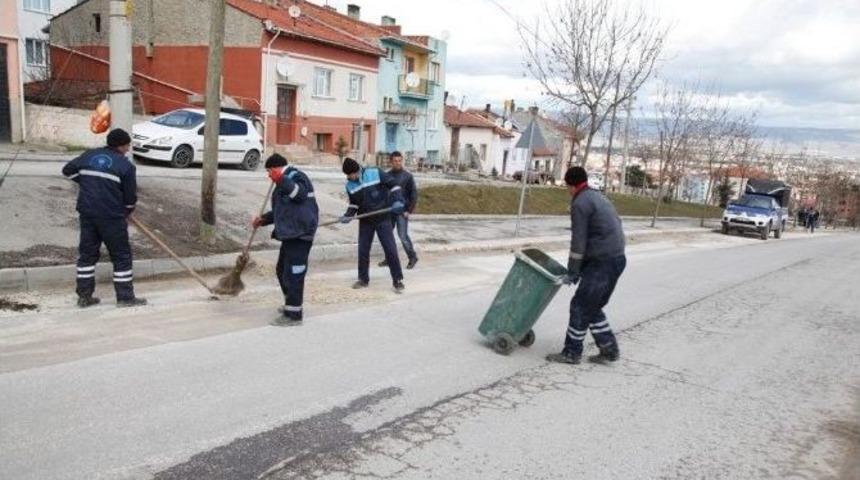 Emek Mahallesinde Kapsamlı Temizlik