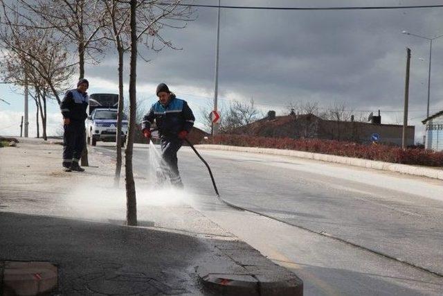 Emek Mahallesinde Kapsamlı Temizlik