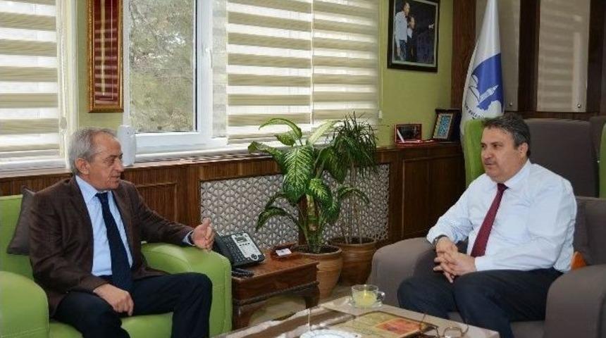 Yunusemre Belediyesi&rsquo;nden Alışveriş Ş&ouml;leni&rsquo;ne Destek