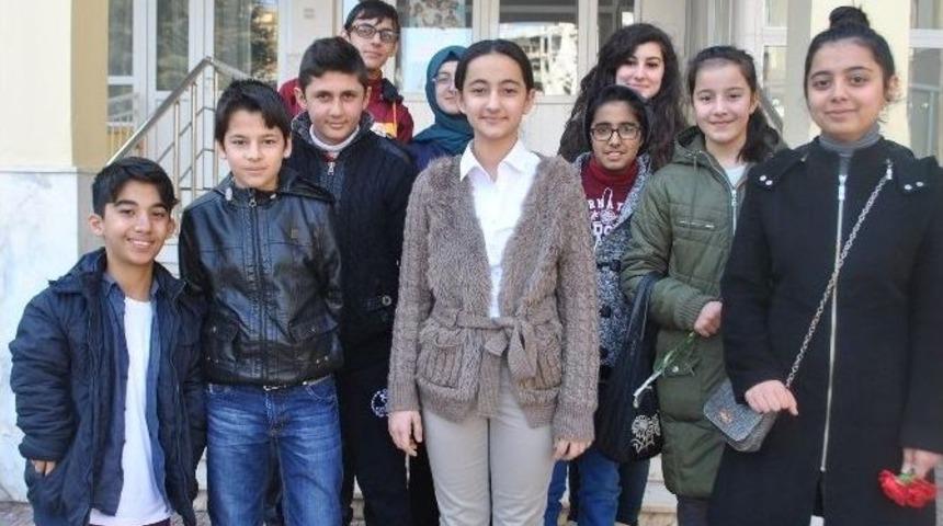 Kent Konseyi &Ccedil;ocuk Meclisi&rsquo;nden Huzurevi Ziyareti