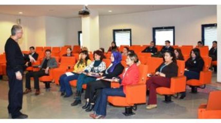 İzmit Belediyesi Personeline İletişim Eğitimi