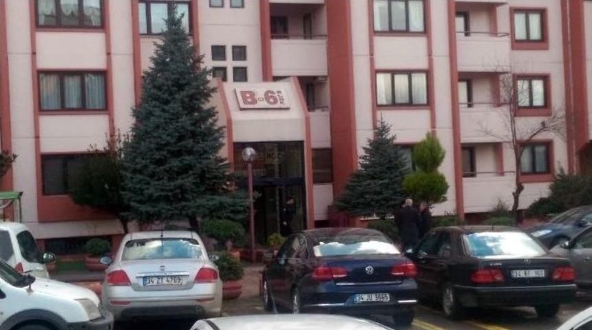 &Uuml;nl&uuml; İş Adamının Kardeşi İntihar Etti