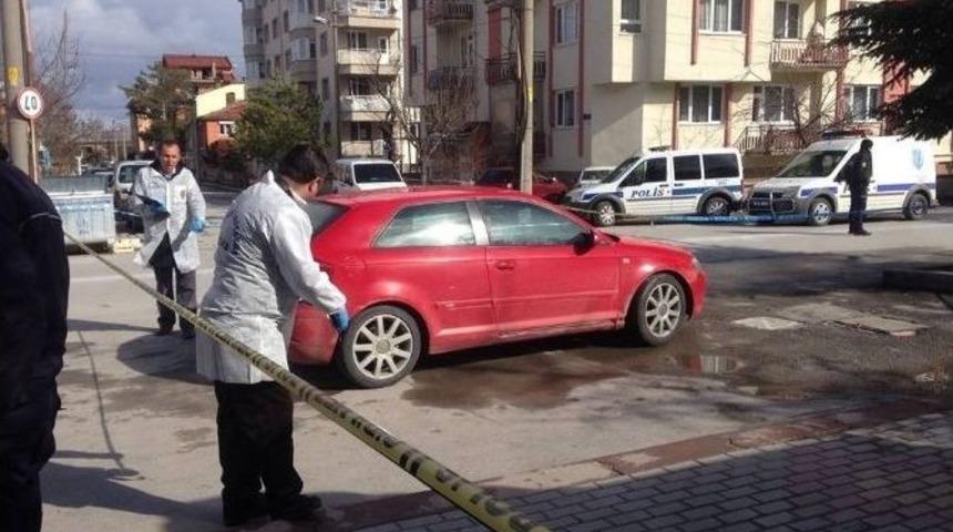 Sokak Ortasın Pompalı Tüfekli Vurulan Bayan Ağır Yaralandı