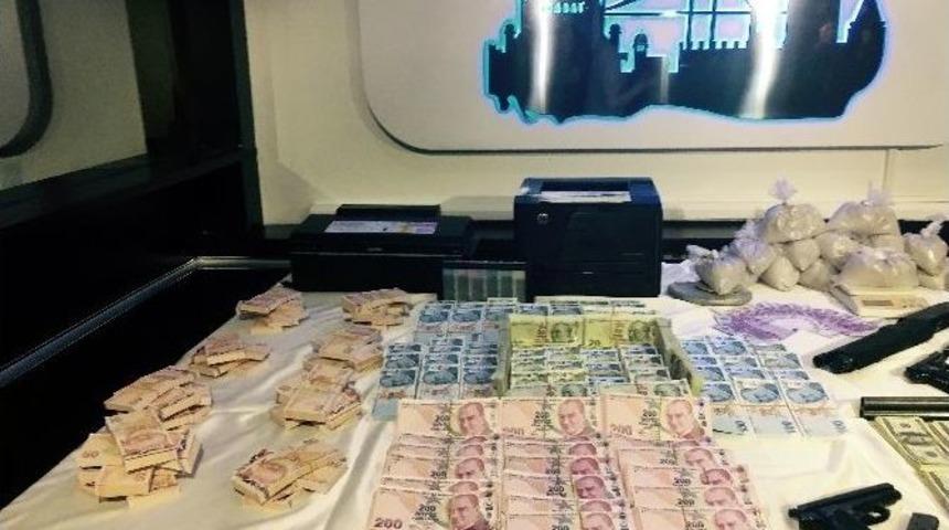 İstanbul&rsquo;da Sahte Para Operasyonu