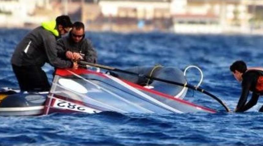 Bodrum'da Windsurf Yarışına Fırtına Damgasını Vurdu