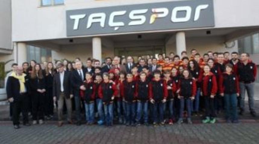 Galatasaray&rsquo;da Tesisleşmeyi &rsquo;ta&ccedil;&rsquo;landıran Adım