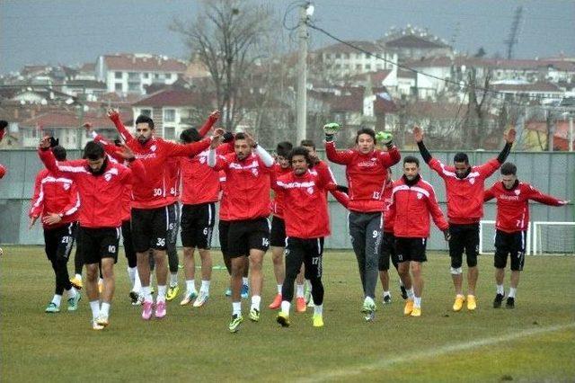 Boluspor’da Moraller Yerinde