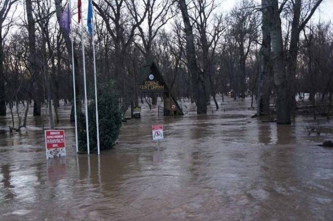 Edirne&rsquo;de Nehirlerin Debileri D&uuml;ş&uuml;şe Ge&ccedil;ti