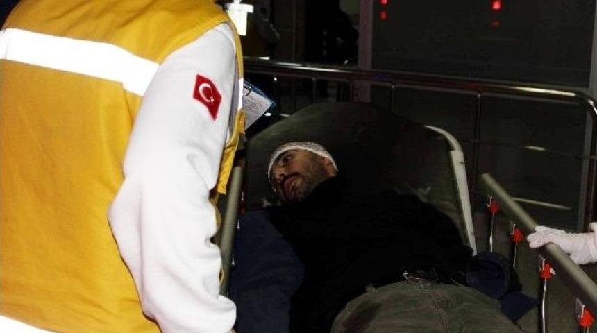 Tartıştığı Kocasını Odunla D&ouml;vd&uuml;