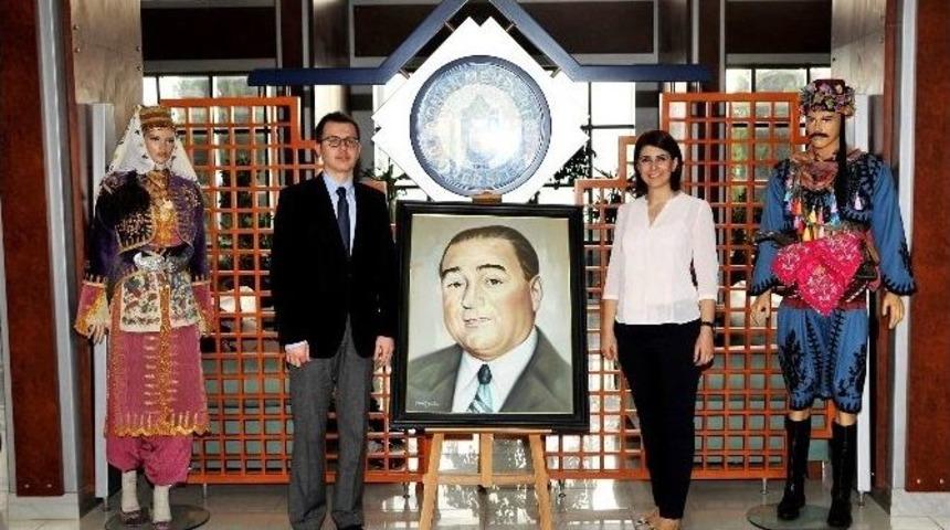 Ad&uuml; &Ouml;ğretim &Uuml;yeleri &lsquo;en İyi Olgu Sunumu&rsquo; &Ouml;d&uuml;l&uuml;n&uuml;n Sahibi Oldu