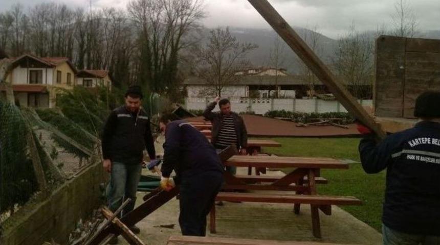 Kartepe’de Fırtınanın İzleri Siliniyor