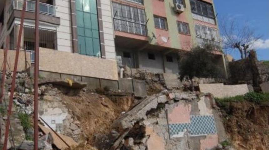 Onarım Olmadı, Üç Apartmana Tahliye Kararı Çıktı