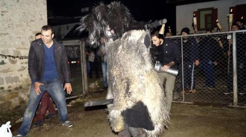 Finike'de 'pıngıdık' Geleneği Yaşatılıyor