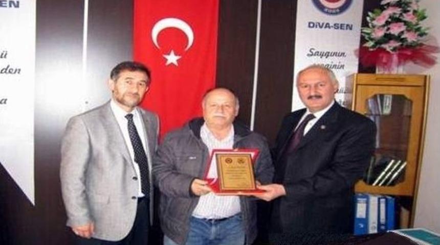 Aydın Diva-sen Emekliye Ayrılnan &Uuml;yesini Onurlandırdı
