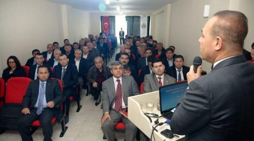 Muhtarlara, "madde Bağımlılığı Ve &Ouml;fke Kontrol&uuml;" Anlatılıyor