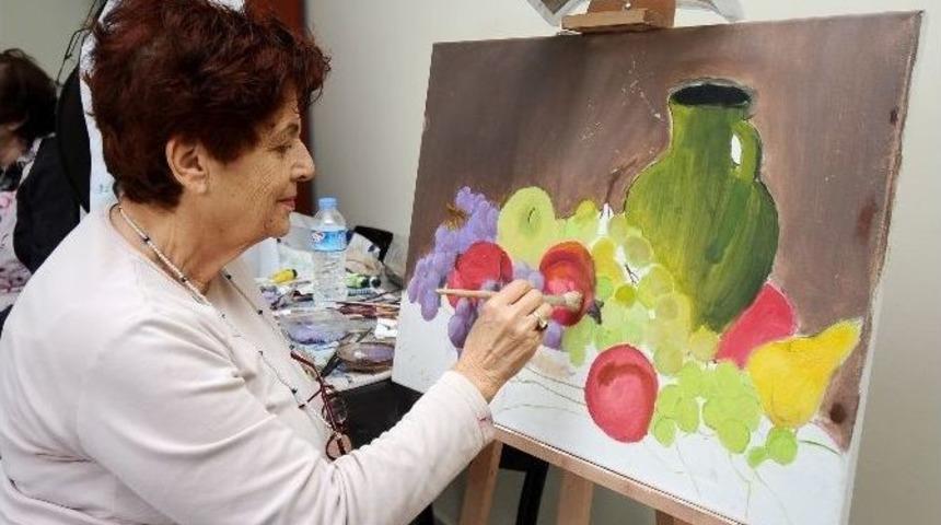 Yaşlı Vatandaşlar Bilge &Ccedil;ınarlar Kul&uuml;b&uuml;ne Akın Etti