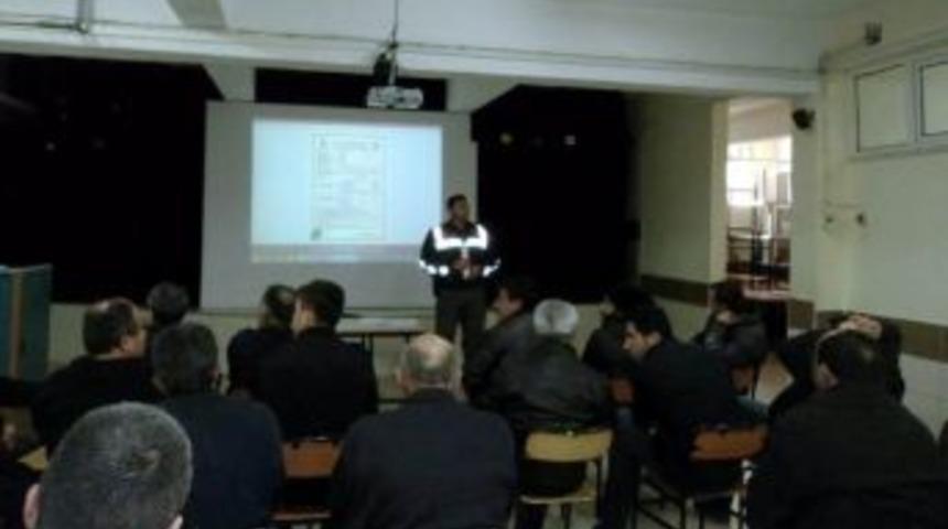 H&uuml;y&uuml;k&rsquo;te Servis Ara&ccedil; Sahibi Ve S&uuml;r&uuml;c&uuml;lerine Seminer