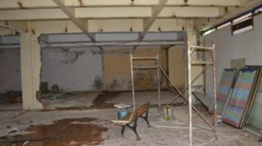 &Ccedil;erkezk&ouml;y&rsquo;e Yeni Meclis Salonu Ve Nikah Salonu Yapılacak