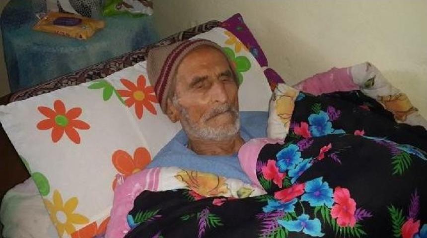 Yatağa Bağımlı Babası I&ccedil;in Yardım Istedi