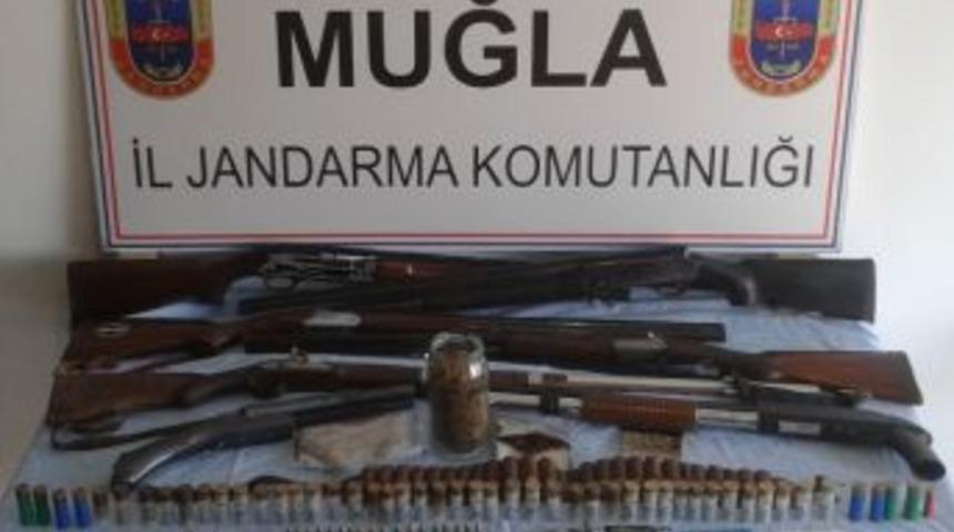 Marmaris&rsquo;te Bağ Evine Uyuşturucu Operasyonu