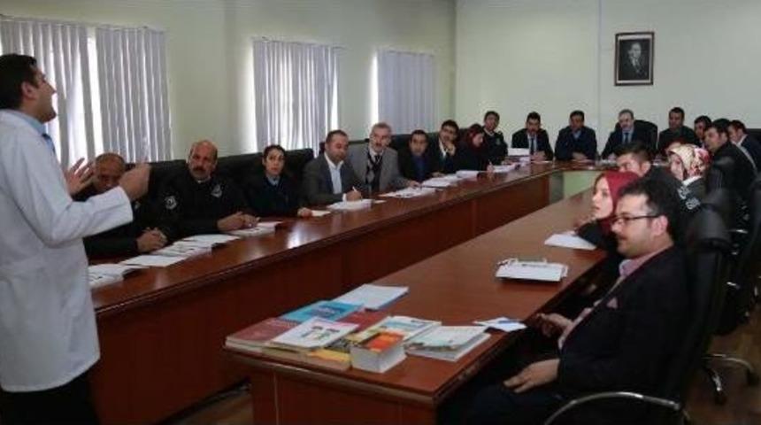 Tuşba Belediyesi'nden Personele K&uuml;rt&ccedil;e Dil Eğitimi