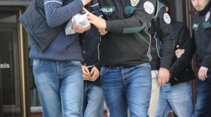 Bursa'da Uyuşturucu Operasyonu: 22 G&ouml;zaltı