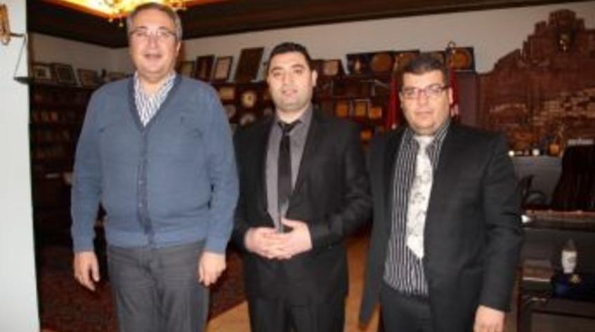 Hollanda Nevşehirliler Federasyonu Başkanı K&uuml;rk, Belediye Başkanı &Uuml;nver&rsquo;i Ziyaret Etti