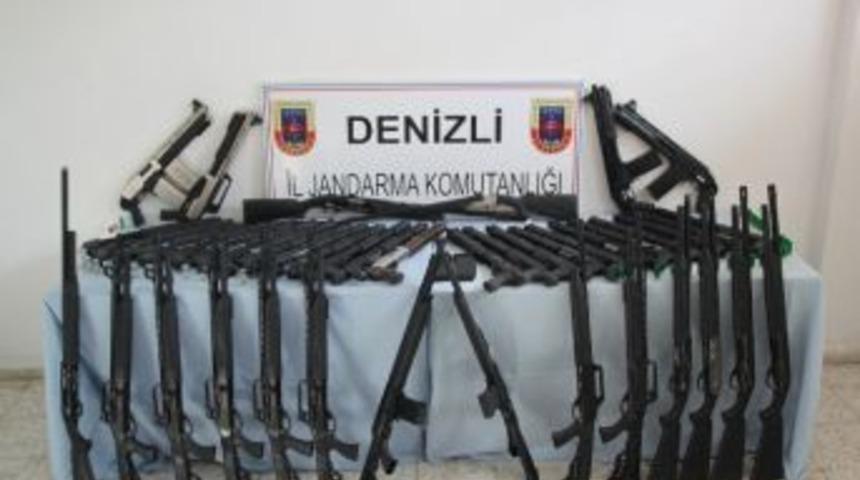 Denizli&rsquo;de Silah Ka&ccedil;ak&ccedil;ılığına 4 G&ouml;zaltı