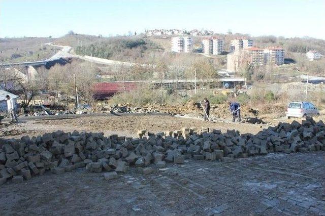 Ak&ccedil;akoca Belediyesi Parke Taşı D&ouml;şeniyor 2