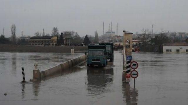 Edirne’De Taşkının Üçüncü Günü; Nehirlerde Debi Düşüyor  / Ek Fotoğraflar