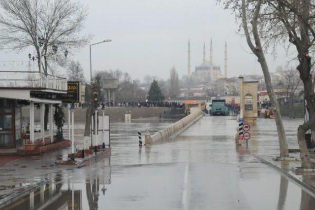 Edirne’De Taşkının Üçüncü Günü; Nehirlerde Debi Düşüyor  / Ek Fotoğraflar