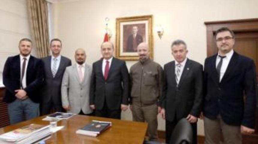 Başbakan Yardımcısı Akdoğan, Tfmd Y&ouml;netimini Kabul Etti