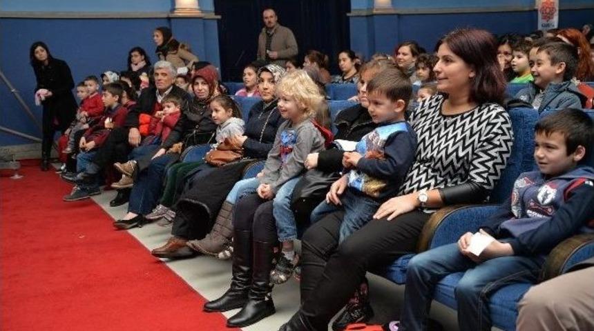 &Ccedil;ocukların Karag&ouml;z Keyfi