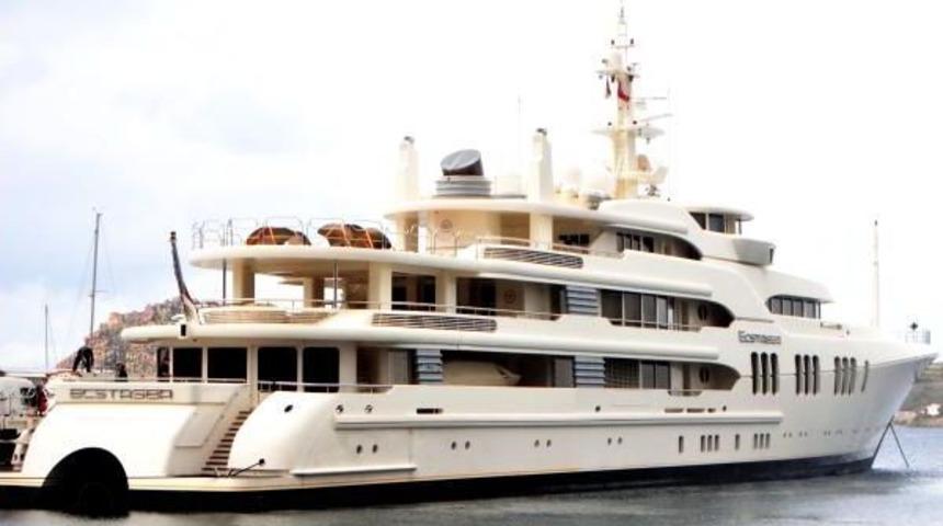 Geçerken Bodrum'a Uğradı, 500 Bin Dolar Bıraktı