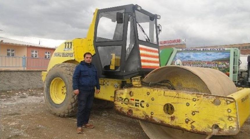 Sungurlu Belediyesi Silindir Kabini Yaptı