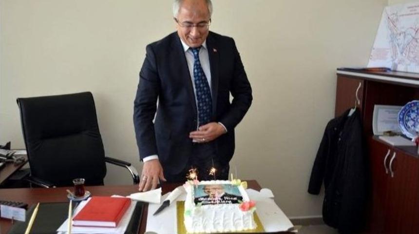 Tavşanlı Belediye Başkanı G&uuml;ler 50 Yaşında