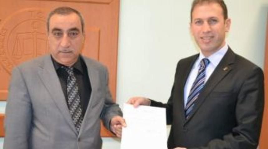 Ak Parti Siirt İl Başkanı Çalapkulu Mazbatasını Aldı