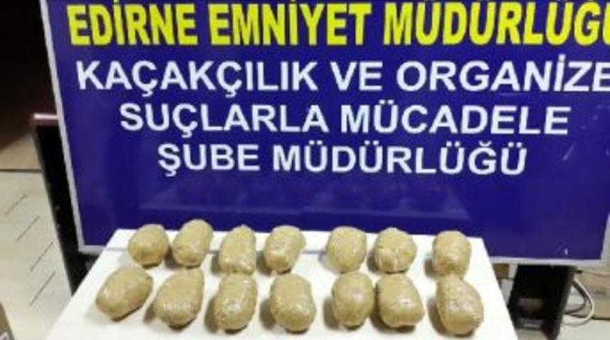 Yolcu Koltuğunun Altında 6 Kilo Eroin Ele Ge&ccedil;irildi