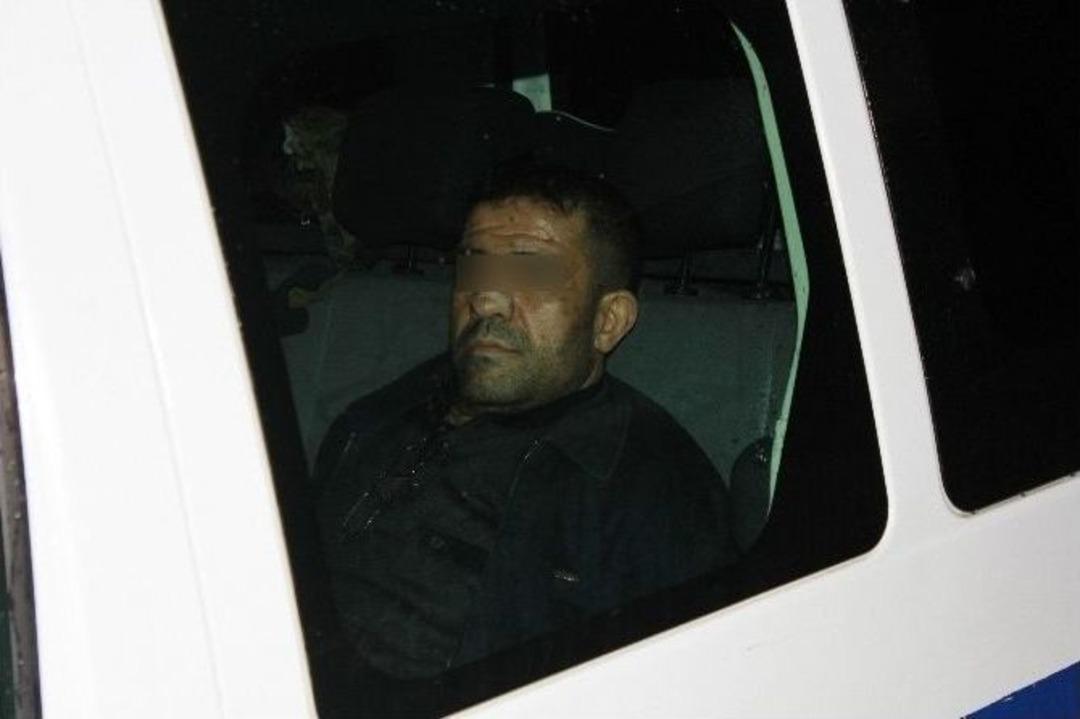 Ş&uuml;pheli Ara&ccedil; İstanbul Polisini Teyakkuza Ge&ccedil;irdi