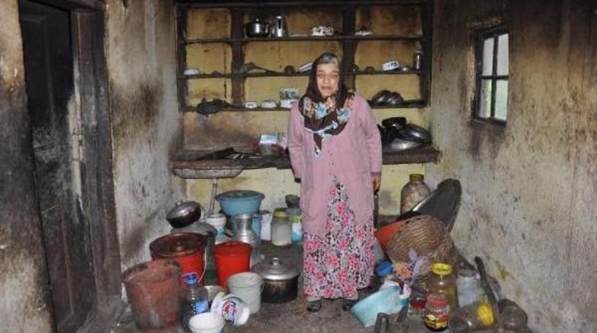 Samsun'da Zihinsel Engelli Kadın Ve 2 Oğluna Belediyeden Ev