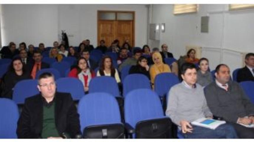 Ayvacık Myo&rsquo;da Proje Yazma Eğitimleri